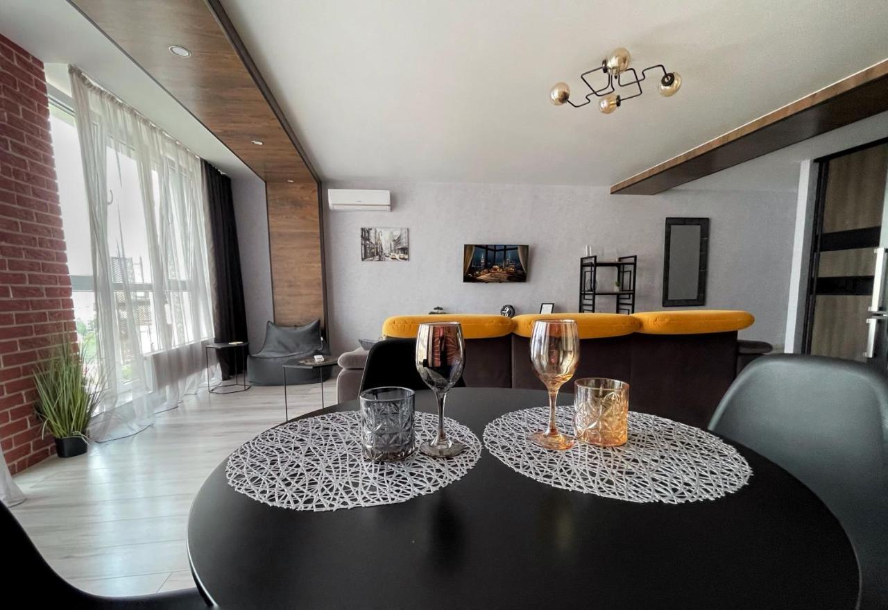 Room1402 Οδησσός Εξωτερικό φωτογραφία